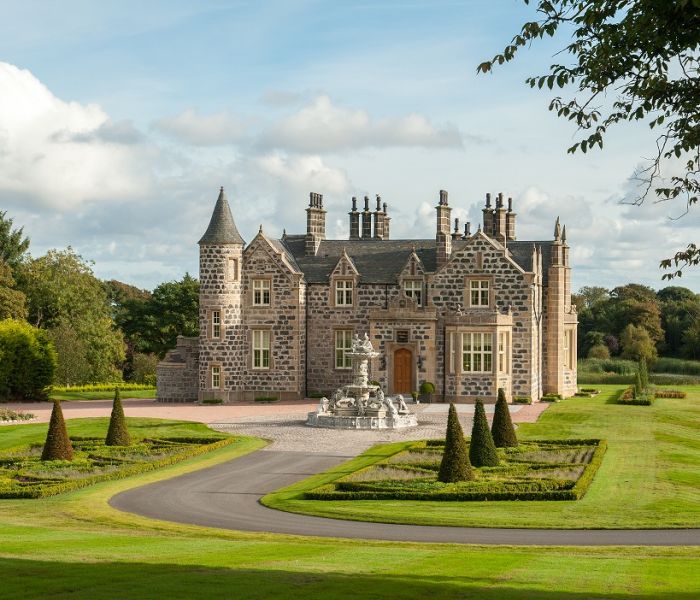 Trump MacLeod House & Lodge, Scotland 